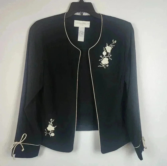 Sag Harbor Vintage Black/Cream Floral Embroidered Blazer Size 14 - Picture 7 of 8